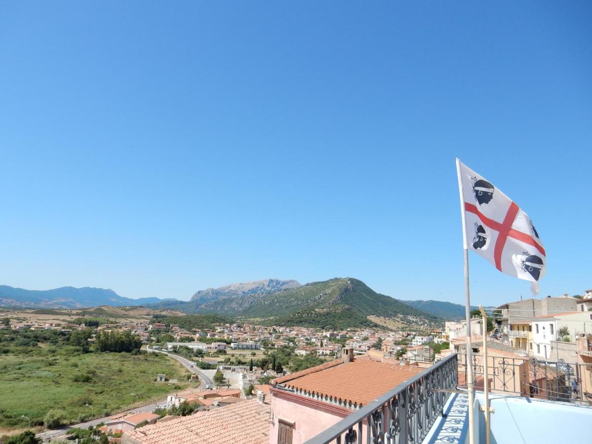 B&B Eleonora D'Arborea, Centro Storico Posada  Bagian luar foto