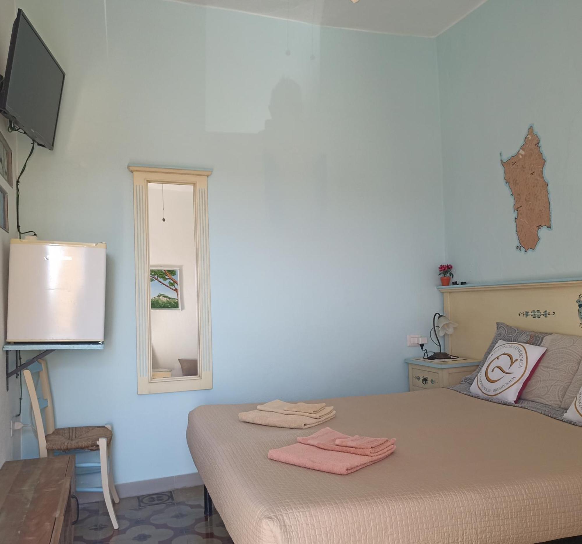 B&B Eleonora D'Arborea, Centro Storico Posada  Bagian luar foto