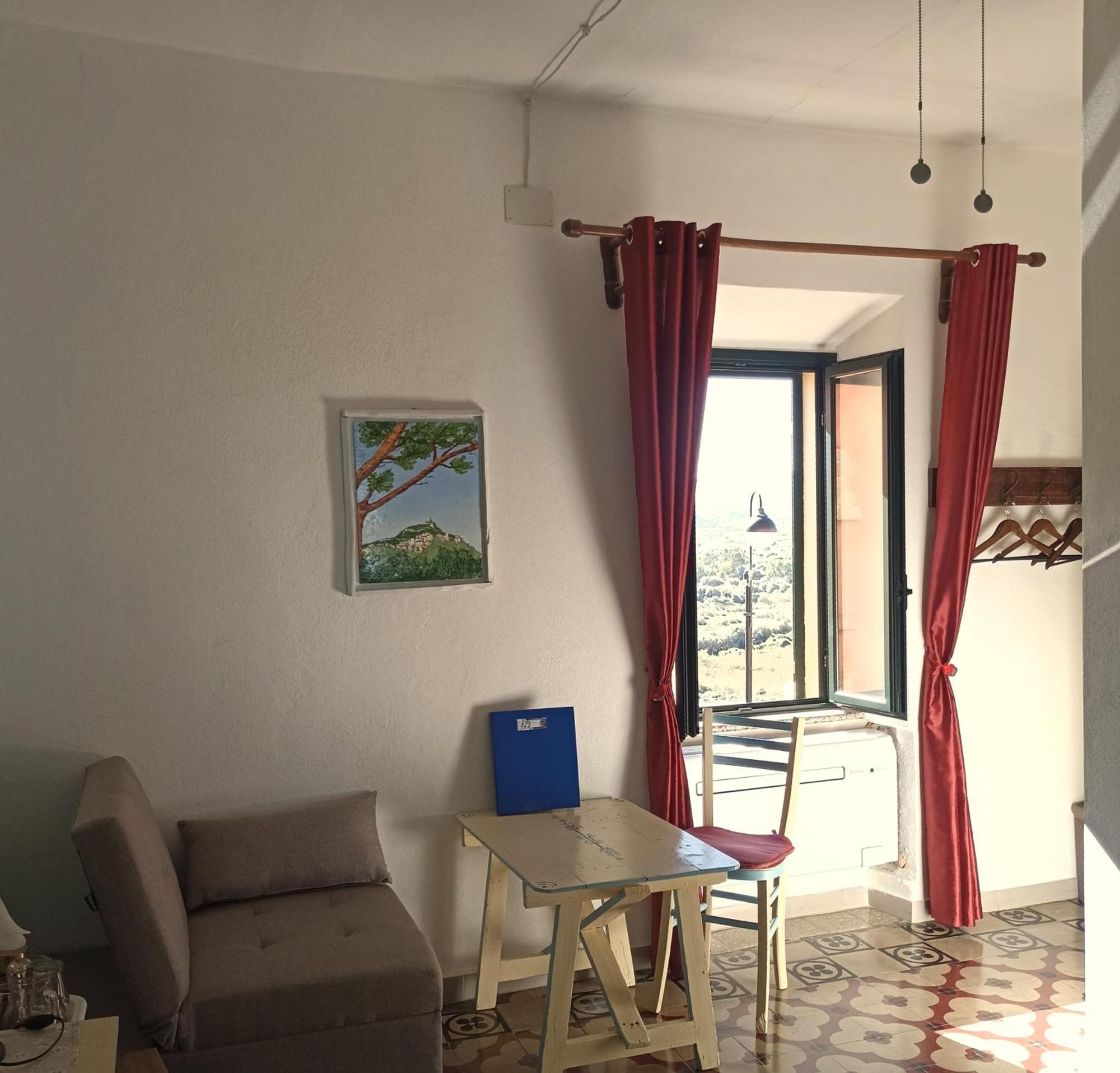 B&B Eleonora D'Arborea, Centro Storico Posada  Bagian luar foto