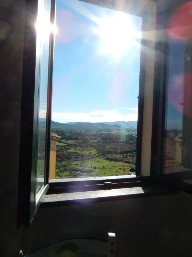 B&B Eleonora D'Arborea, Centro Storico Posada  Bagian luar foto